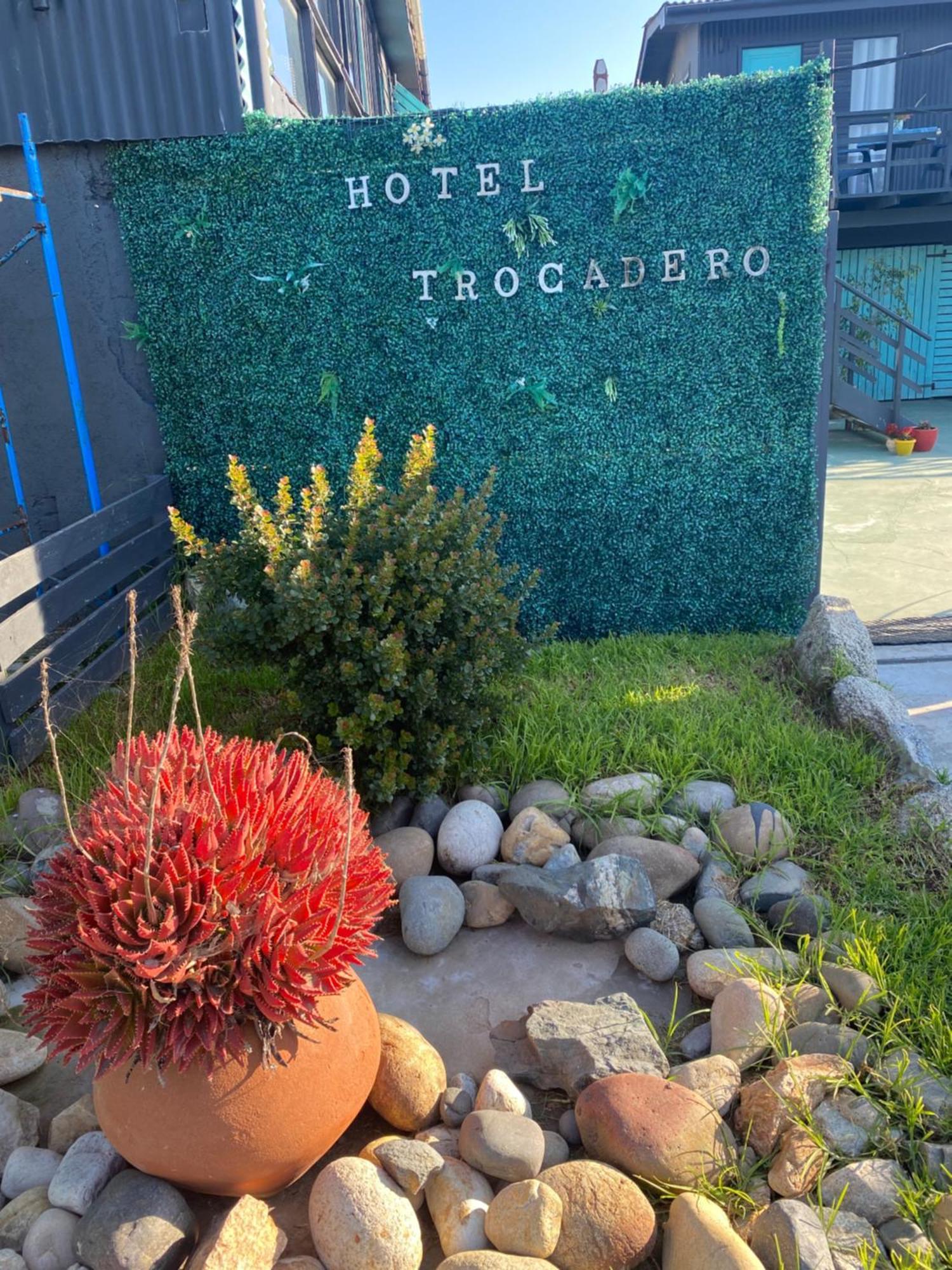 Trocadero Hotel 2*